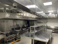 四川酒店廚房設備生產(chǎn)廠家告訴你酒店廚房設備之煙罩安裝方法