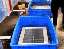 大學(xué)商用廚具制造廠(chǎng)家告訴你清洗油煙凈化設(shè)備的方法和準(zhǔn)備工作